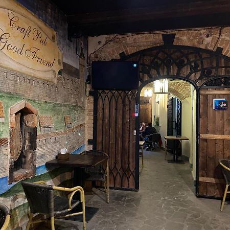 Центер Квартира На Вулиці Лесі Українки 19 Lviv Exterior foto