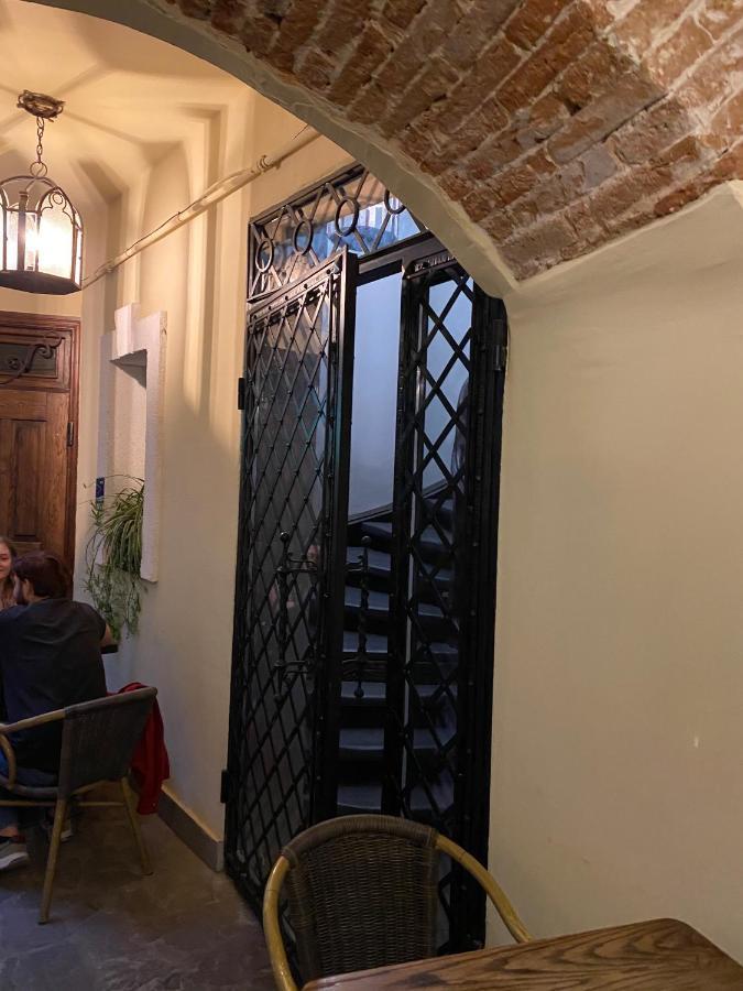 Центер Квартира На Вулиці Лесі Українки 19 Lviv Exterior foto