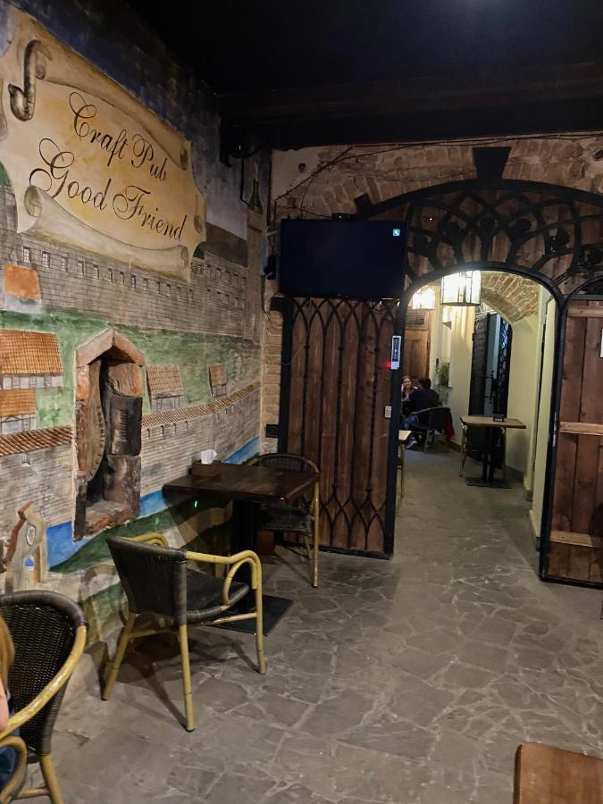 Центер Квартира На Вулиці Лесі Українки 19 Lviv Exterior foto